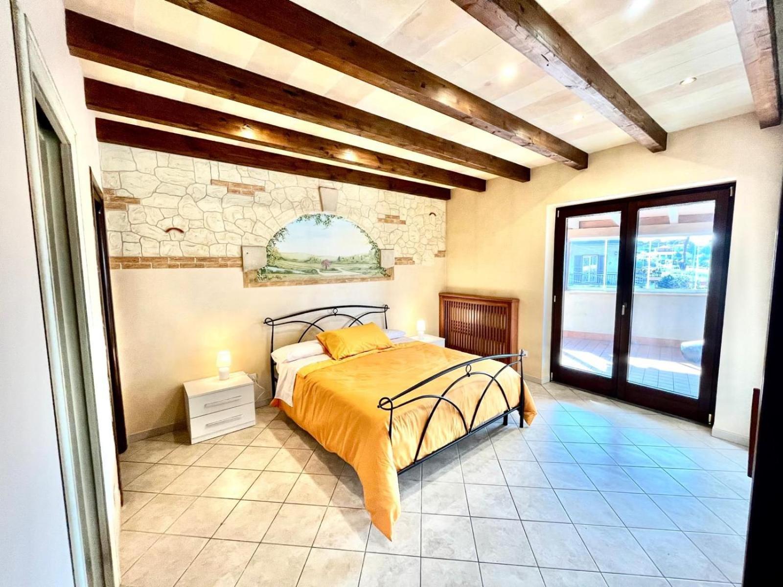 Al Capolinea Hotel Рим Екстериор снимка
