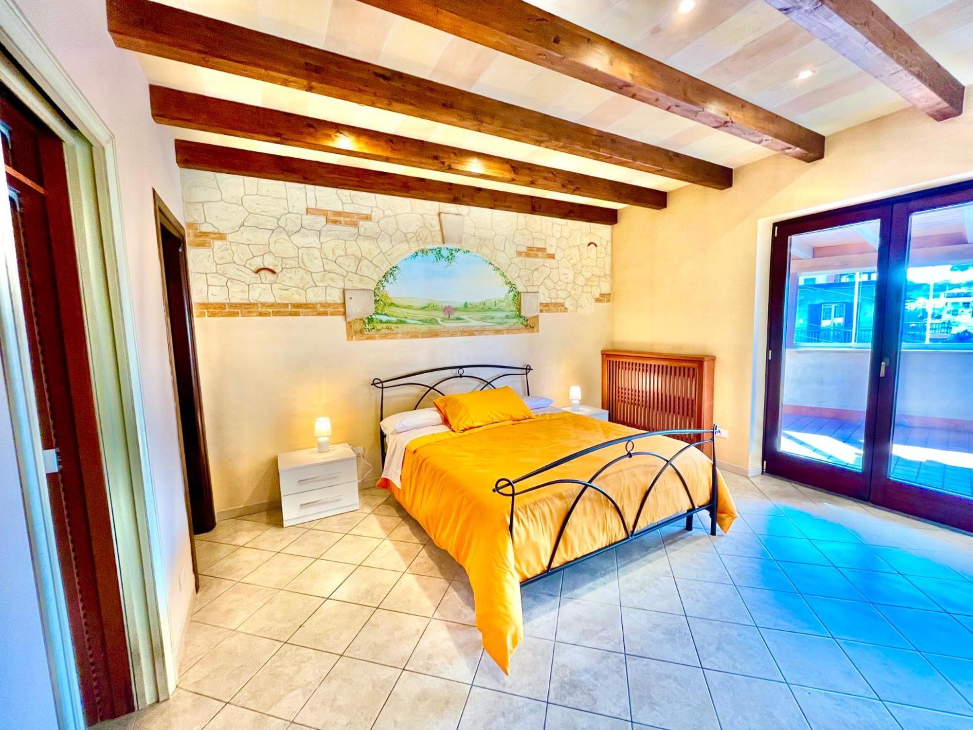 Al Capolinea Hotel Рим Екстериор снимка